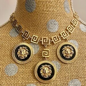 Majestic Gold and Black Lion Necklace